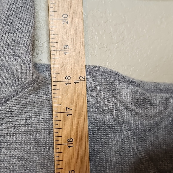 Title Nine Light Gray Asymmetrical Zip Jacket‎  Wool Blend Sweater Medium - Picture 10 of 10